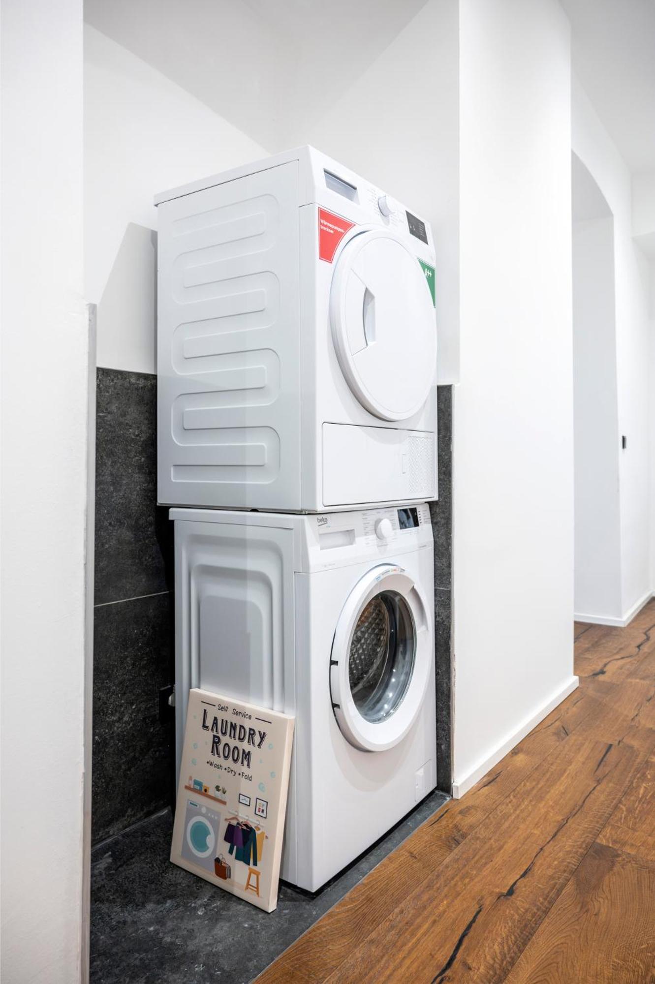 Komfortable Wohnung Schoenbrunn Wien Exteriör bild